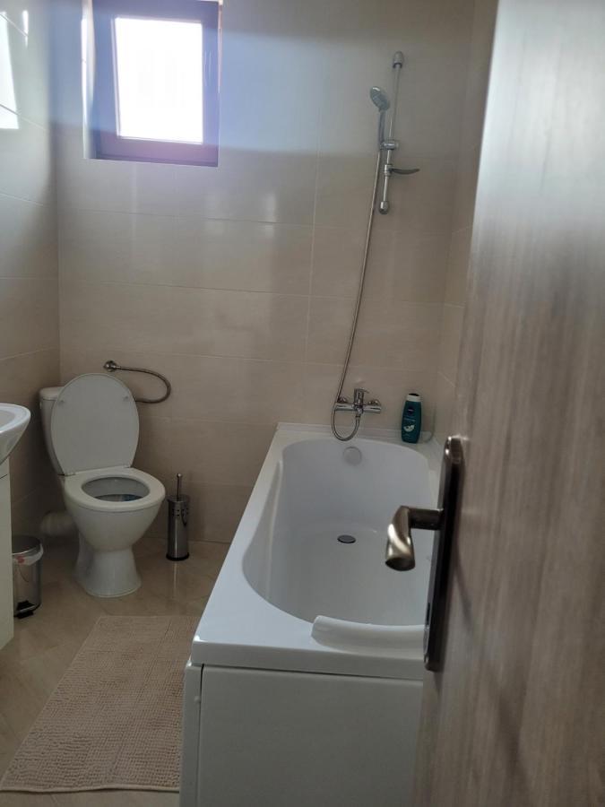 Apartamento Amparo Satu Mare Exterior foto