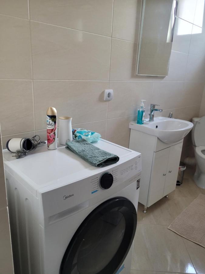 Apartamento Amparo Satu Mare Exterior foto